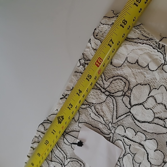 Short by zara new whit tag - Picture 6 of 7